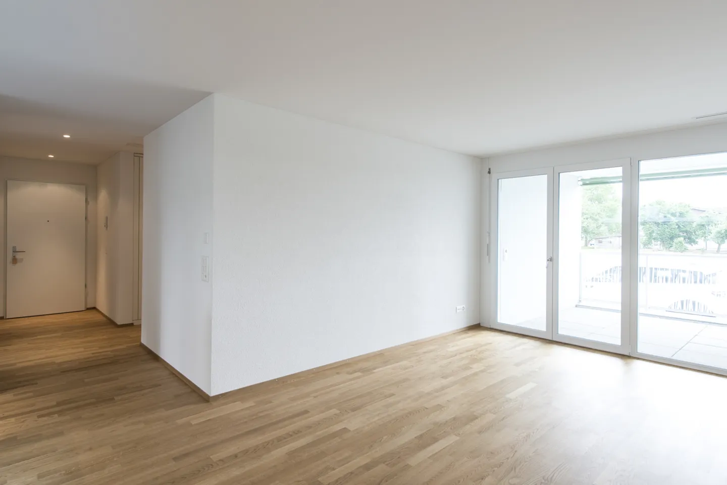 Moderne Wohnung mit Loggia - Foto 9 von 9