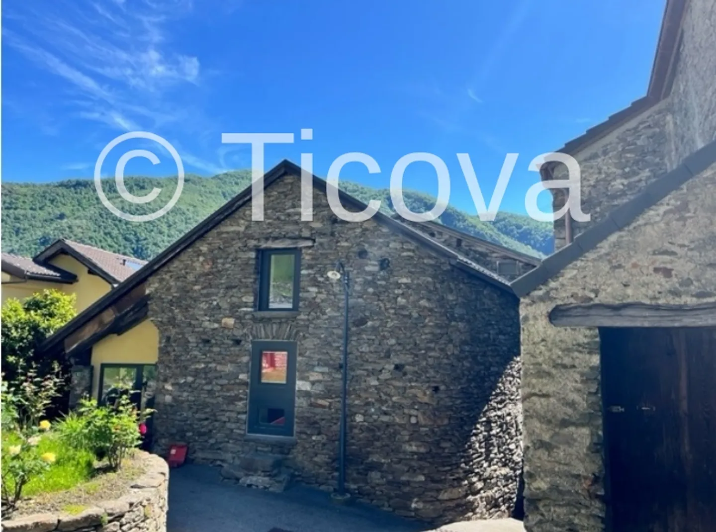 Modernes Duplex-Apartment in Rivera - Foto 1 von 15