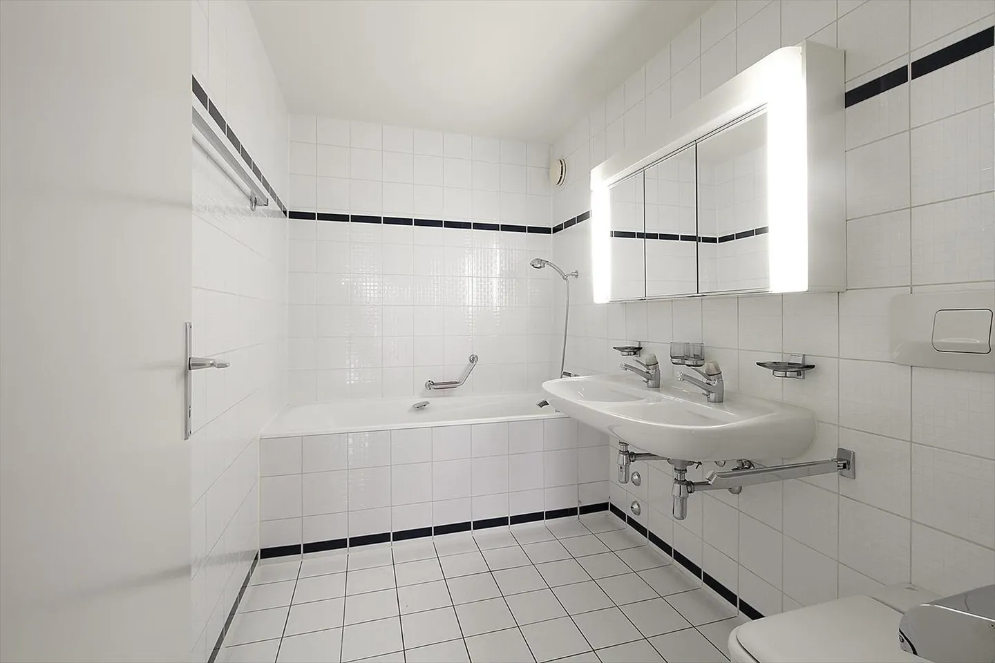 Appartamento 5 locali - Foto 6 di 7