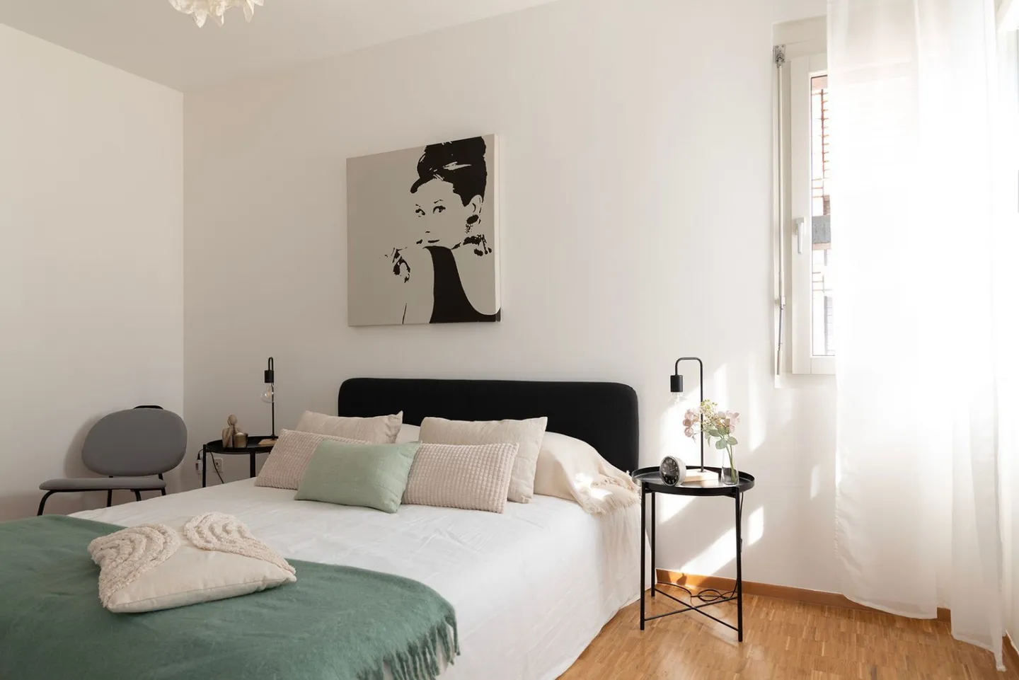 Comfortable 2.5-Room Apartment - Photo 8 of 13