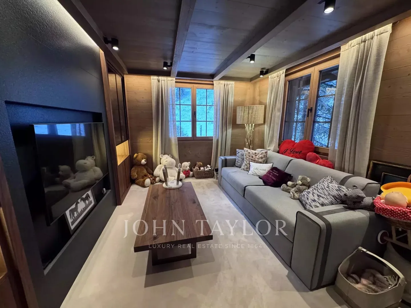 Chalet in Saanen - Photo 12 of 28