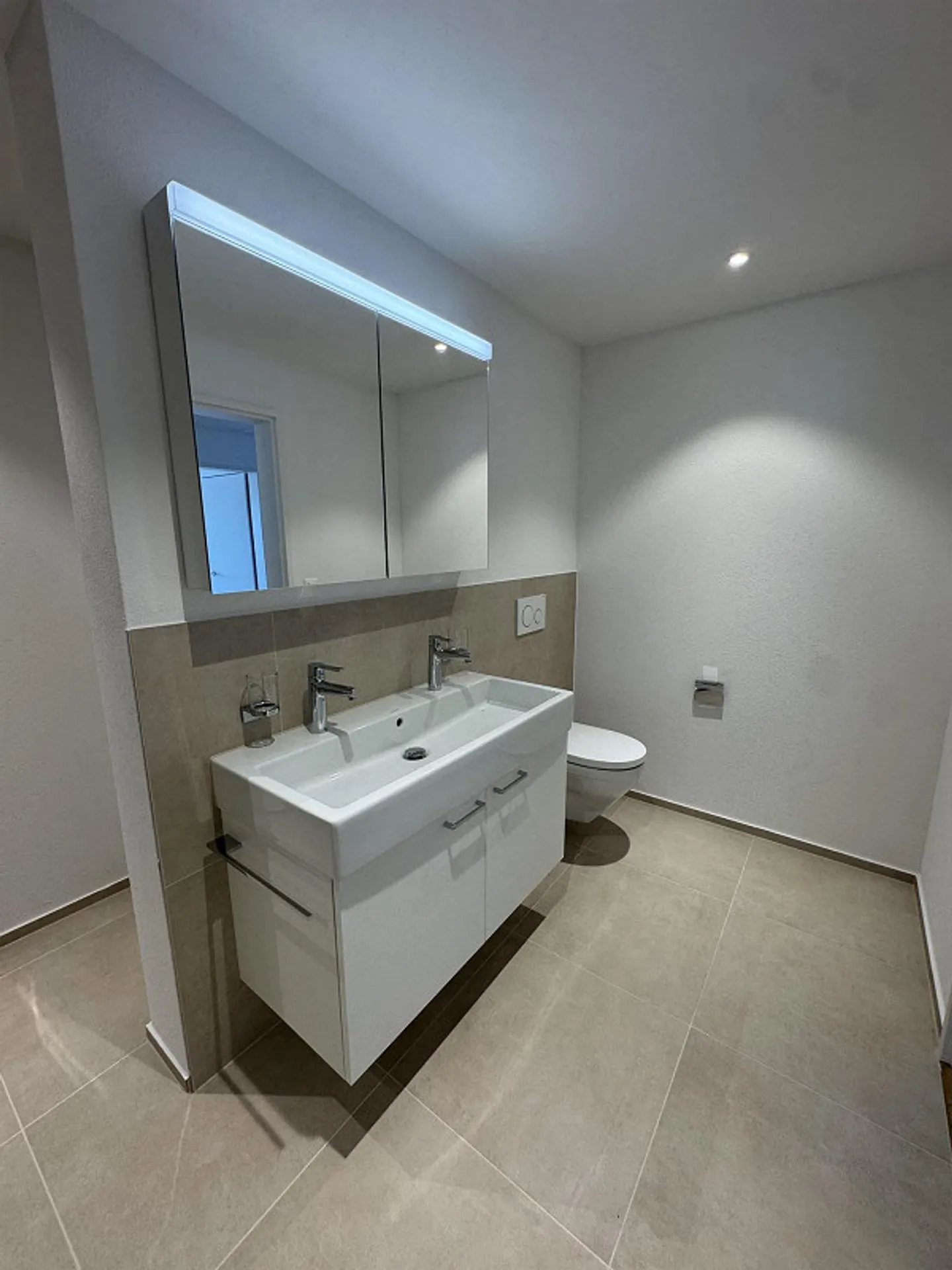 Moderne 4.5 Zimmerwohnung - Foto 6 von 12