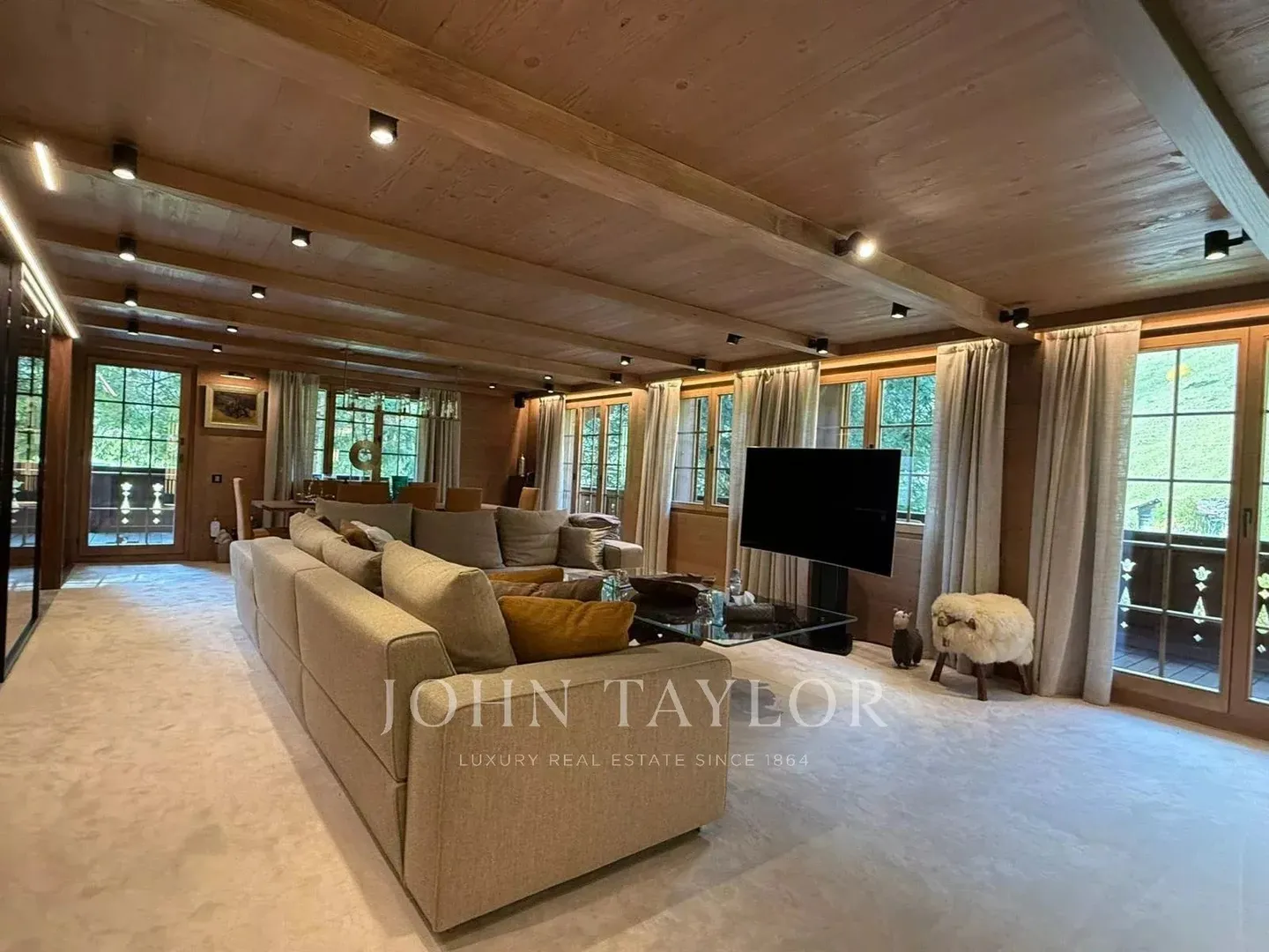 Chalet in Saanen - Photo 6 of 28