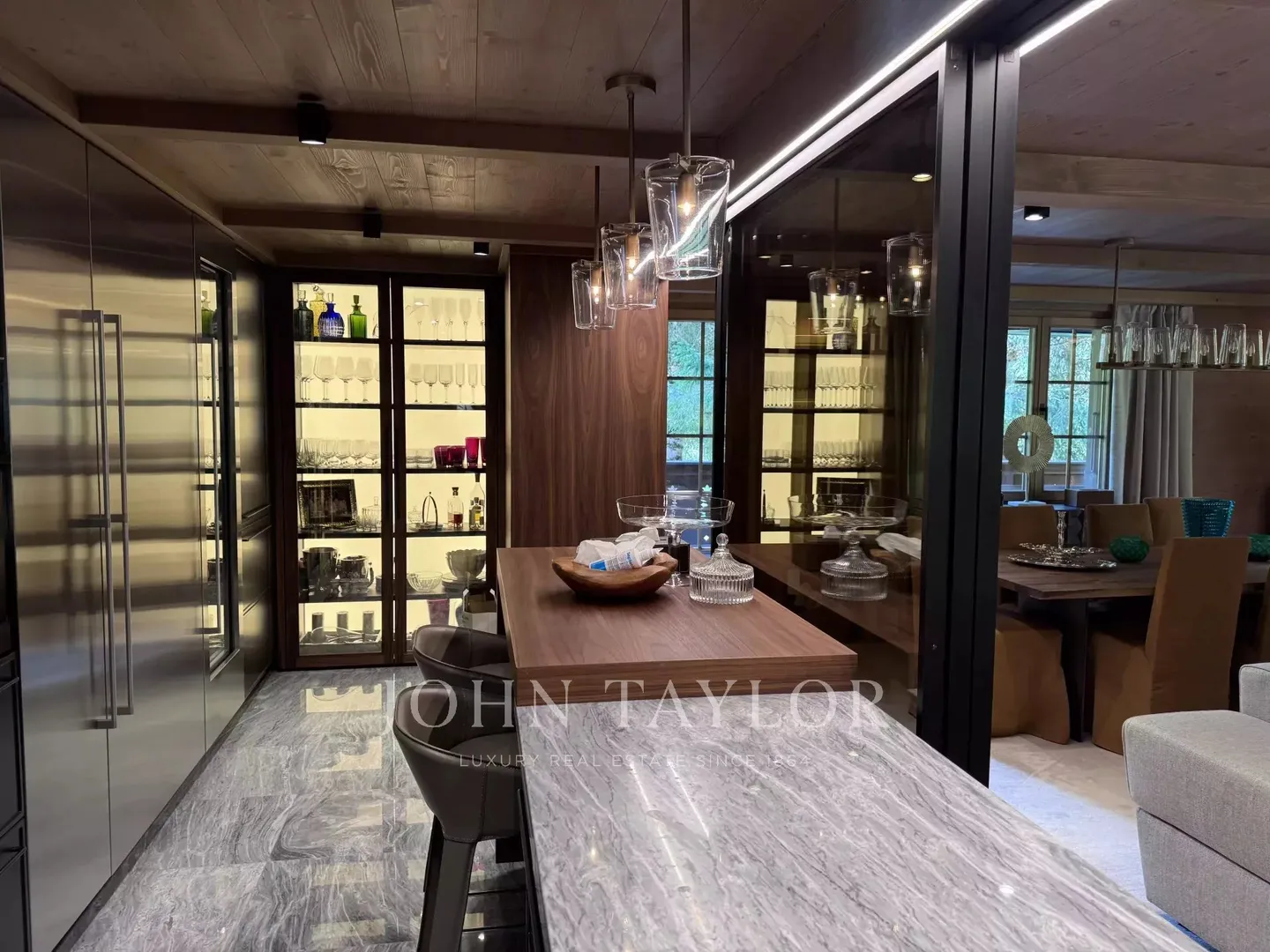 Chalet in Saanen - Photo 9 of 28
