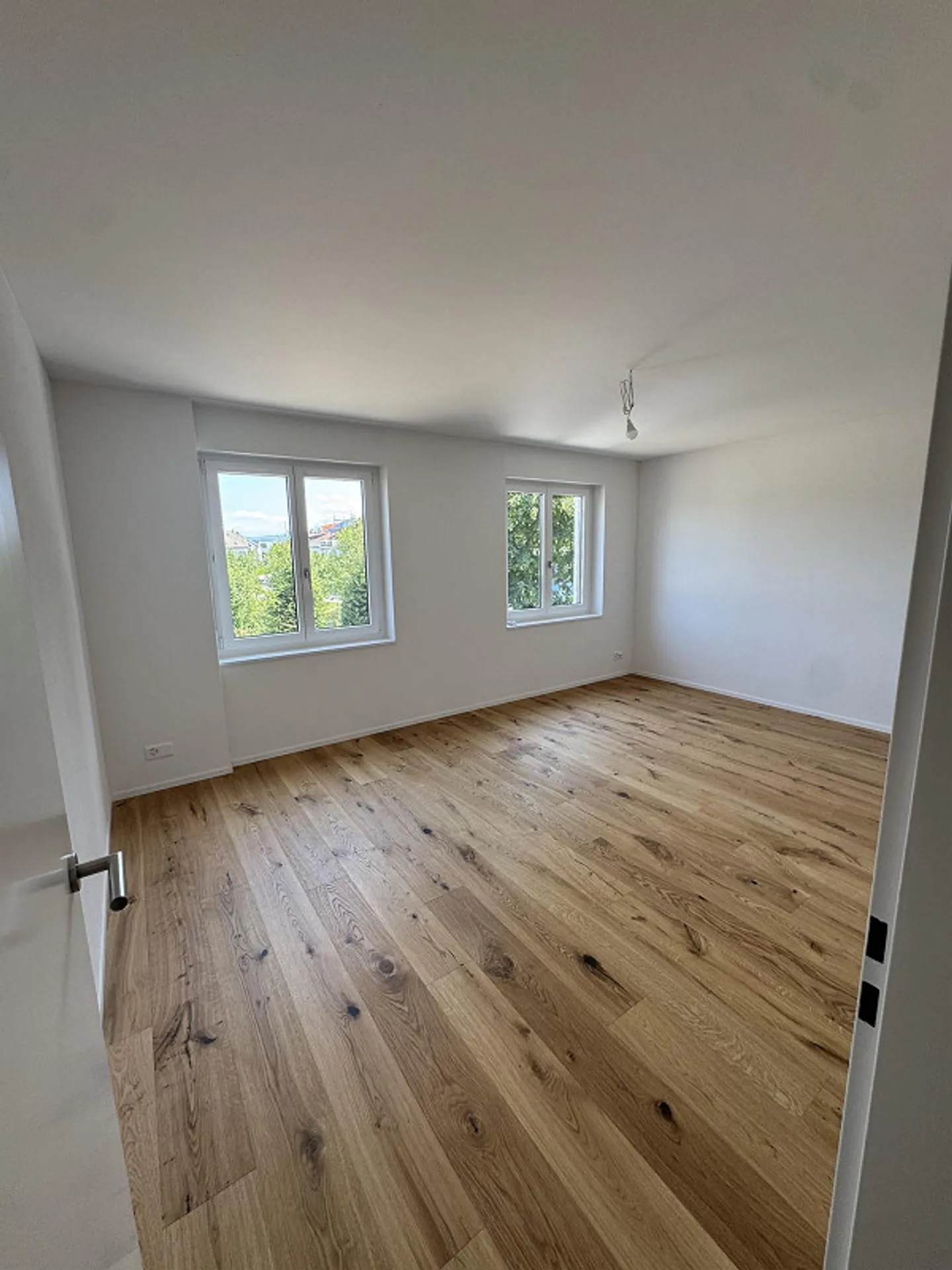 Moderne 4.5 Zimmerwohnung - Foto 5 von 12