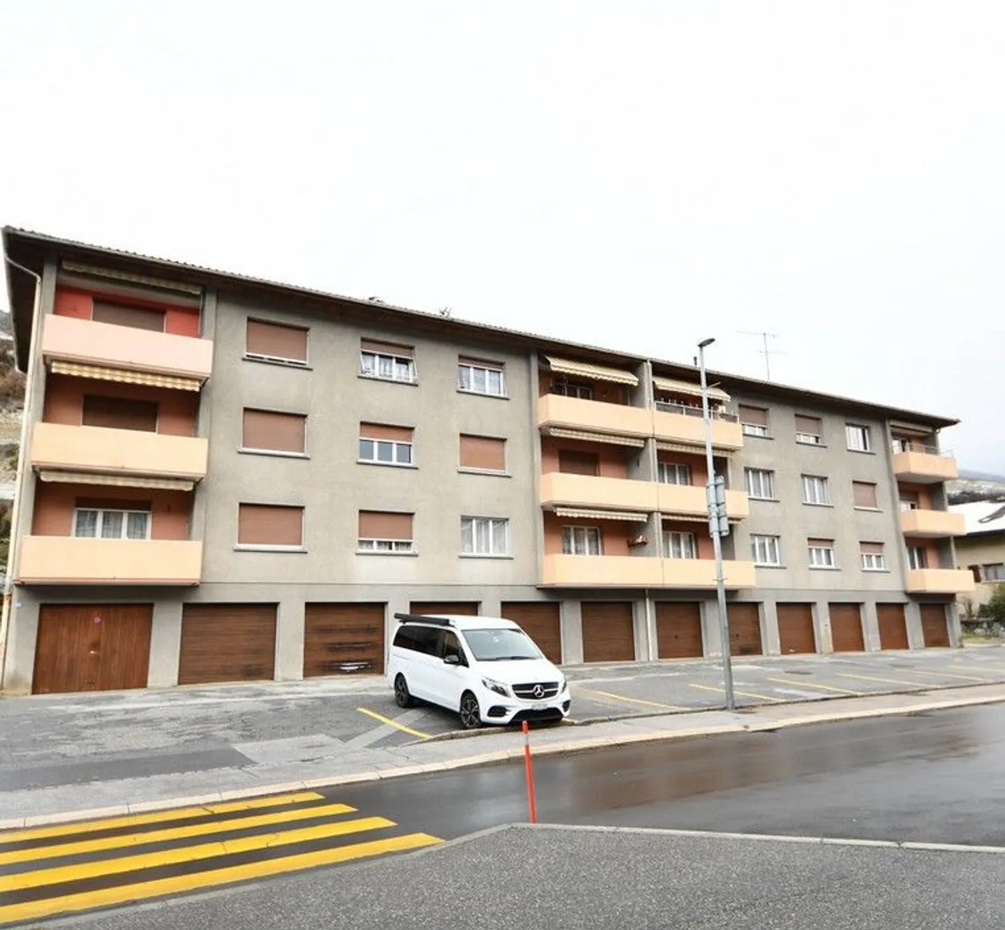 Appartamento all'Asta con Garage - Foto 1 di 13