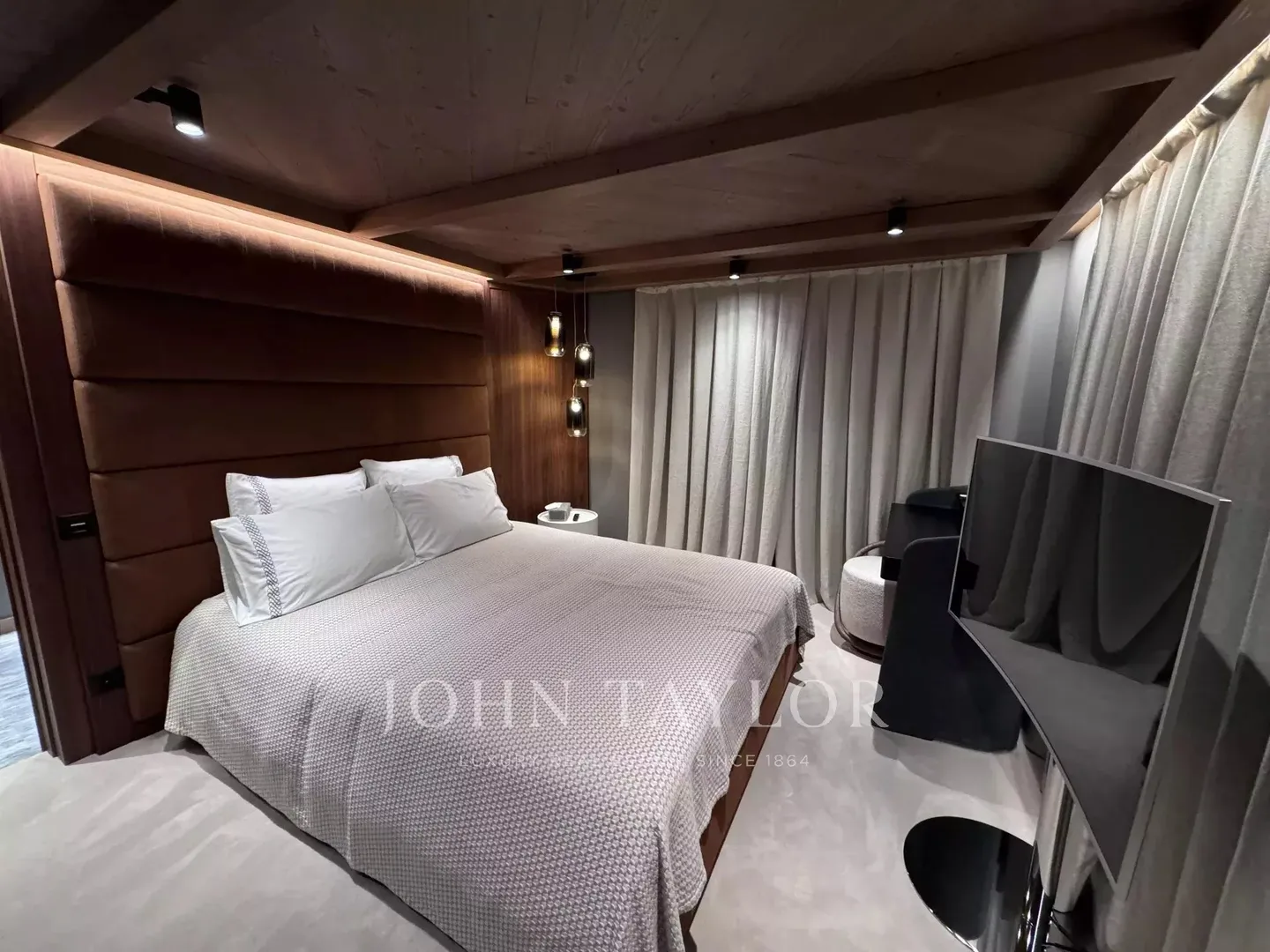 Chalet in Saanen - Photo 17 of 28