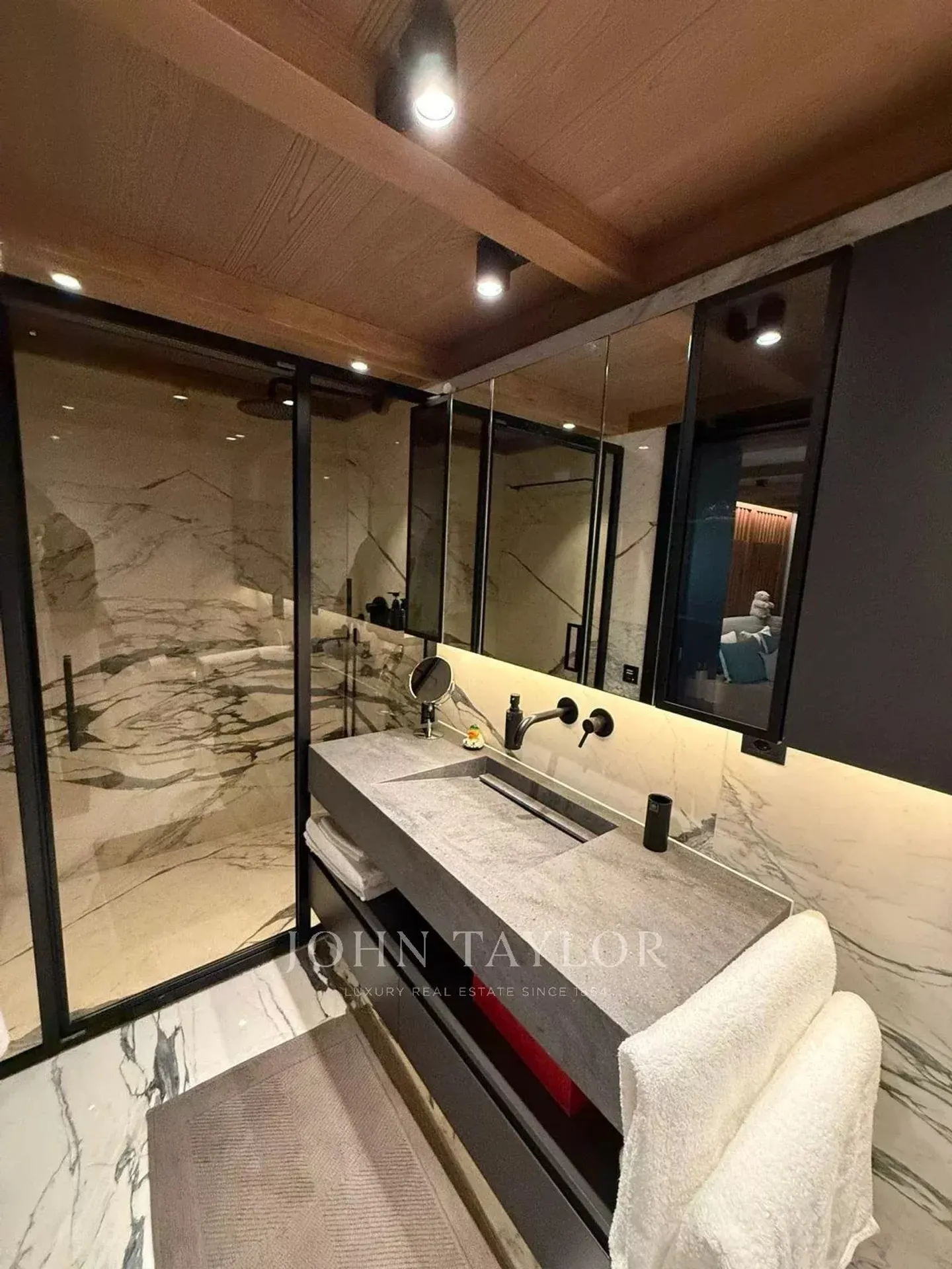 Chalet in Saanen - Photo 21 of 28
