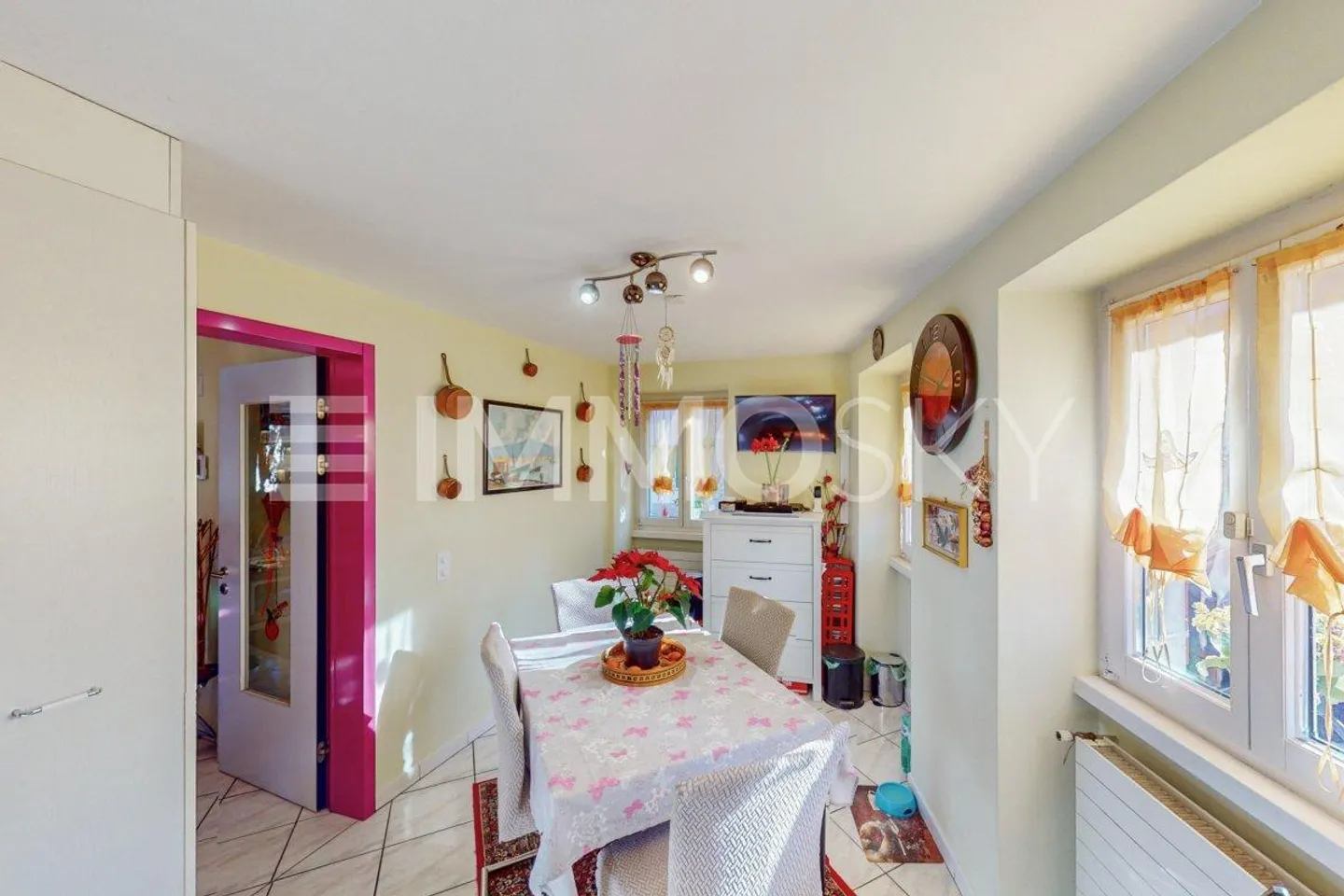 Nouveau prix ! Maison familiale avec vue ouverte très ensoleillée - Photo 2 sur 5