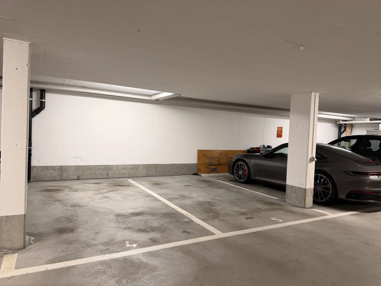 Luxuriöse 3.5-Zimmer-Terrassenwohnung in Binningen - Foto 11 von 12