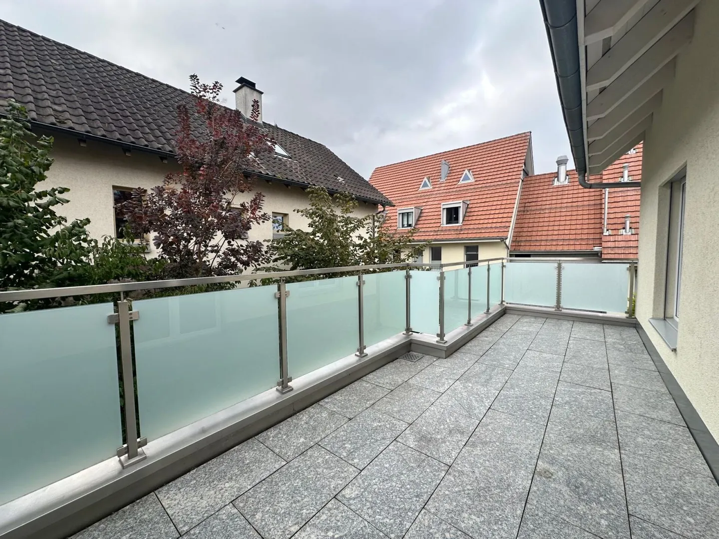 Maison double familiale avec jardin ! - Photo 4 sur 12