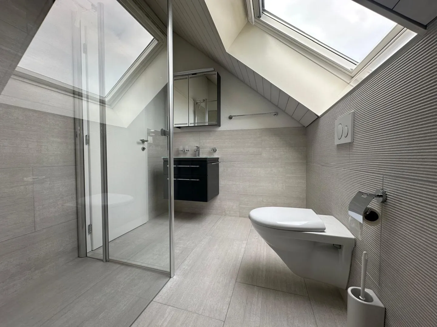 Maison double familiale avec jardin ! - Photo 5 sur 12