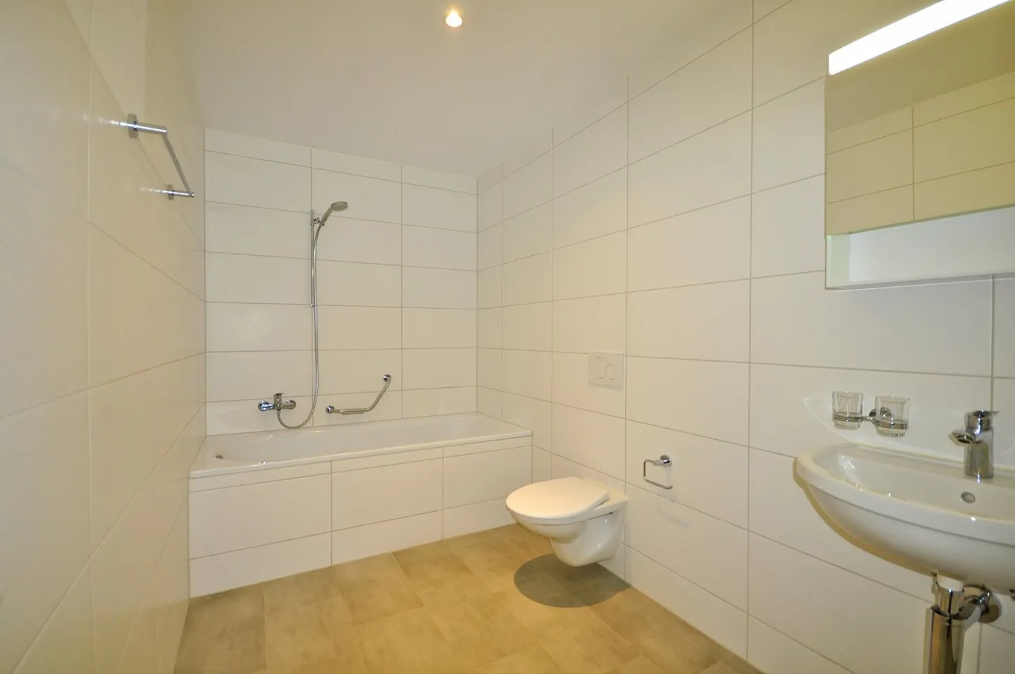 Beautiful 4.5-room apartment - Photo 4 of 5