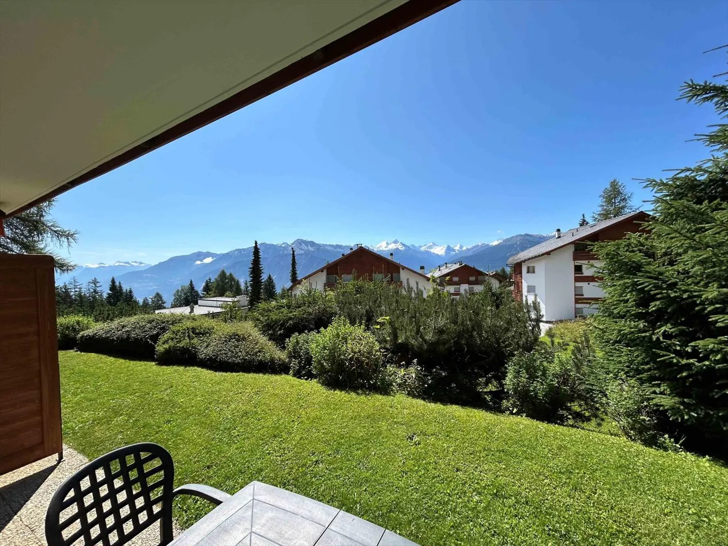 Raro! Bellissimo appartamento di 4 stanze al piano terra con giardino - Foto 10 di 11