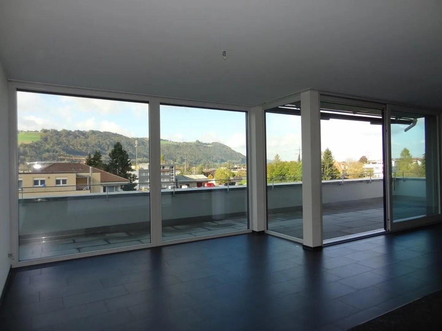 Moderne Attikawohnung in Münsingen - Foto 1 von 12