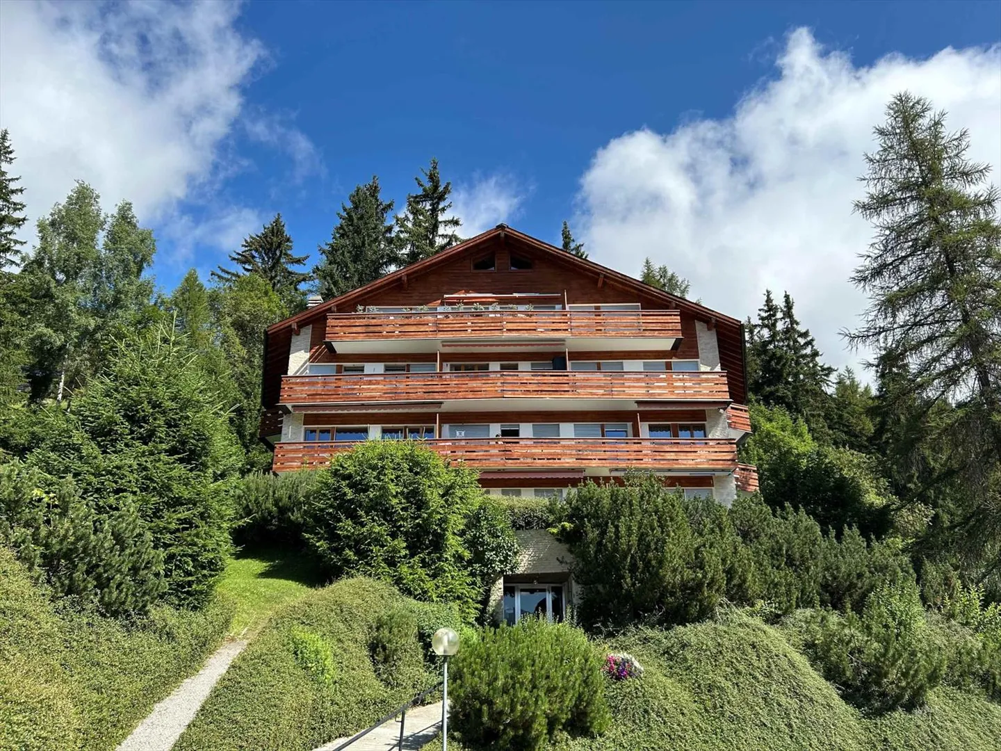 Raro! Bellissimo appartamento di 4 stanze al piano terra con giardino - Foto 11 di 11