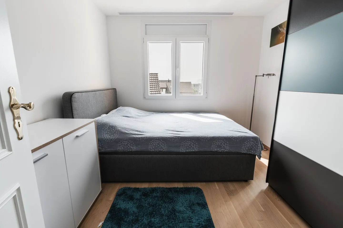 Renovated 4.5 Room Apartment in a Central Location - Photo 8 of 8