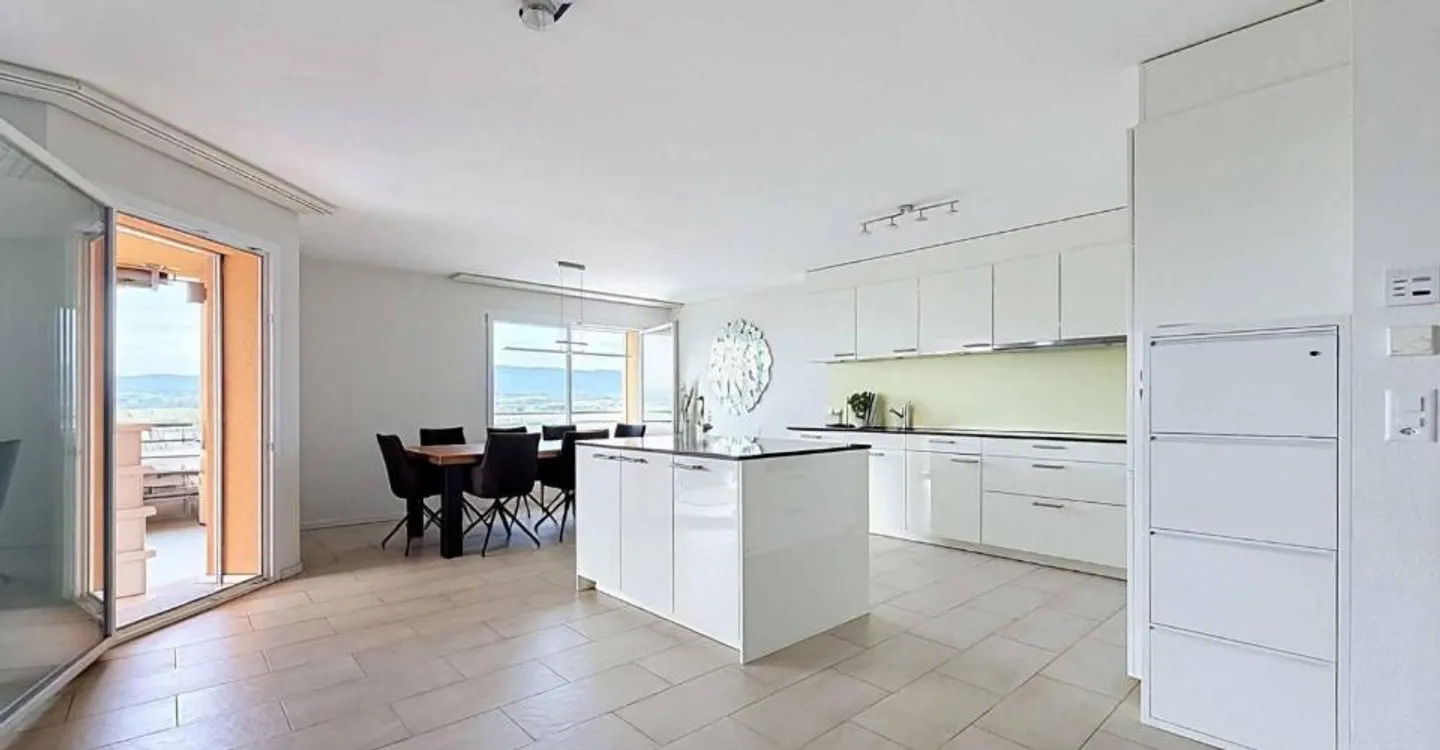 Just steps from Lausanne Modern 4.5-room apartment in a Minergie© building - Photo 1 of 12