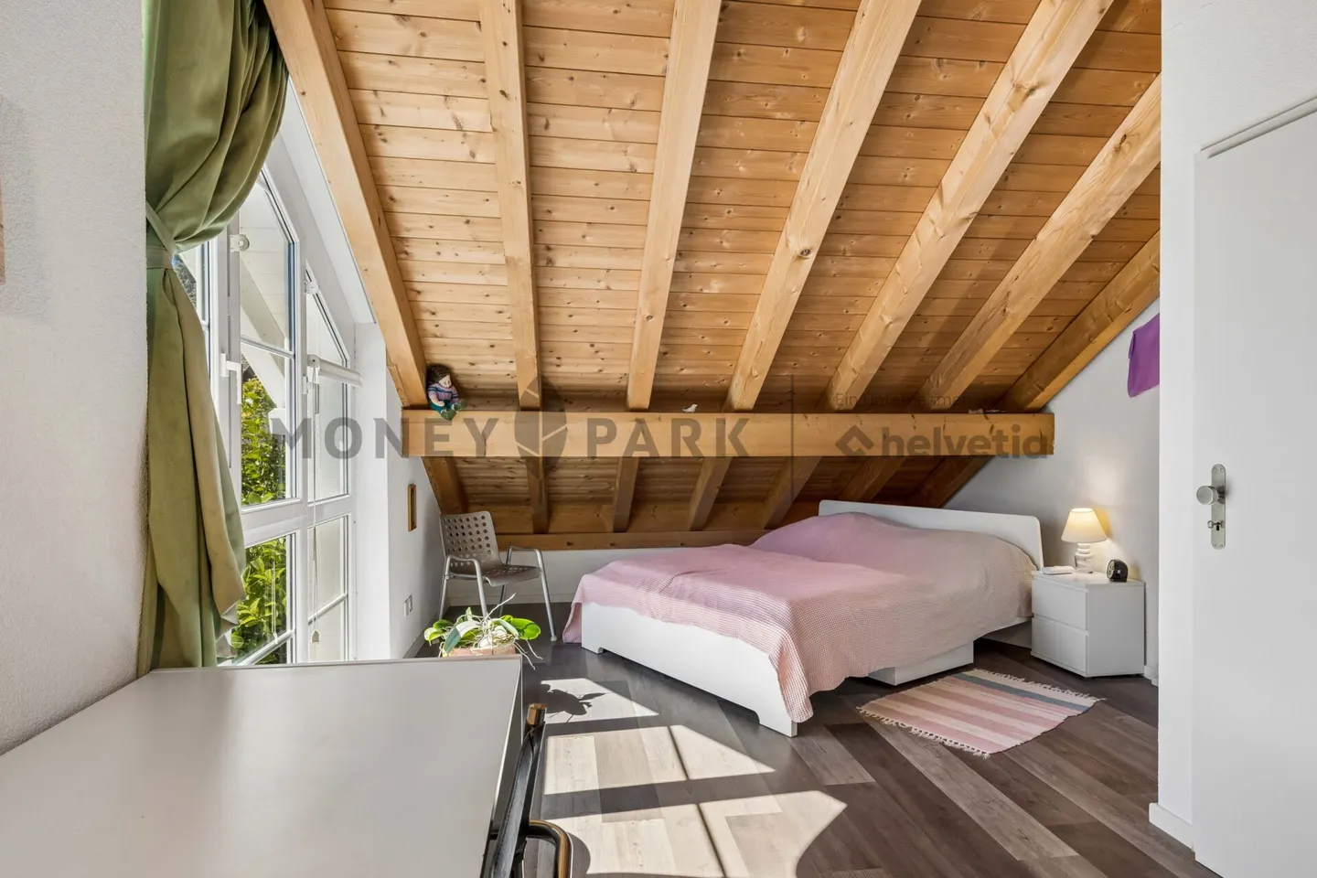 6.5-Zimmer-Doppelhaushälfte mit Garten - Foto 9 von 11