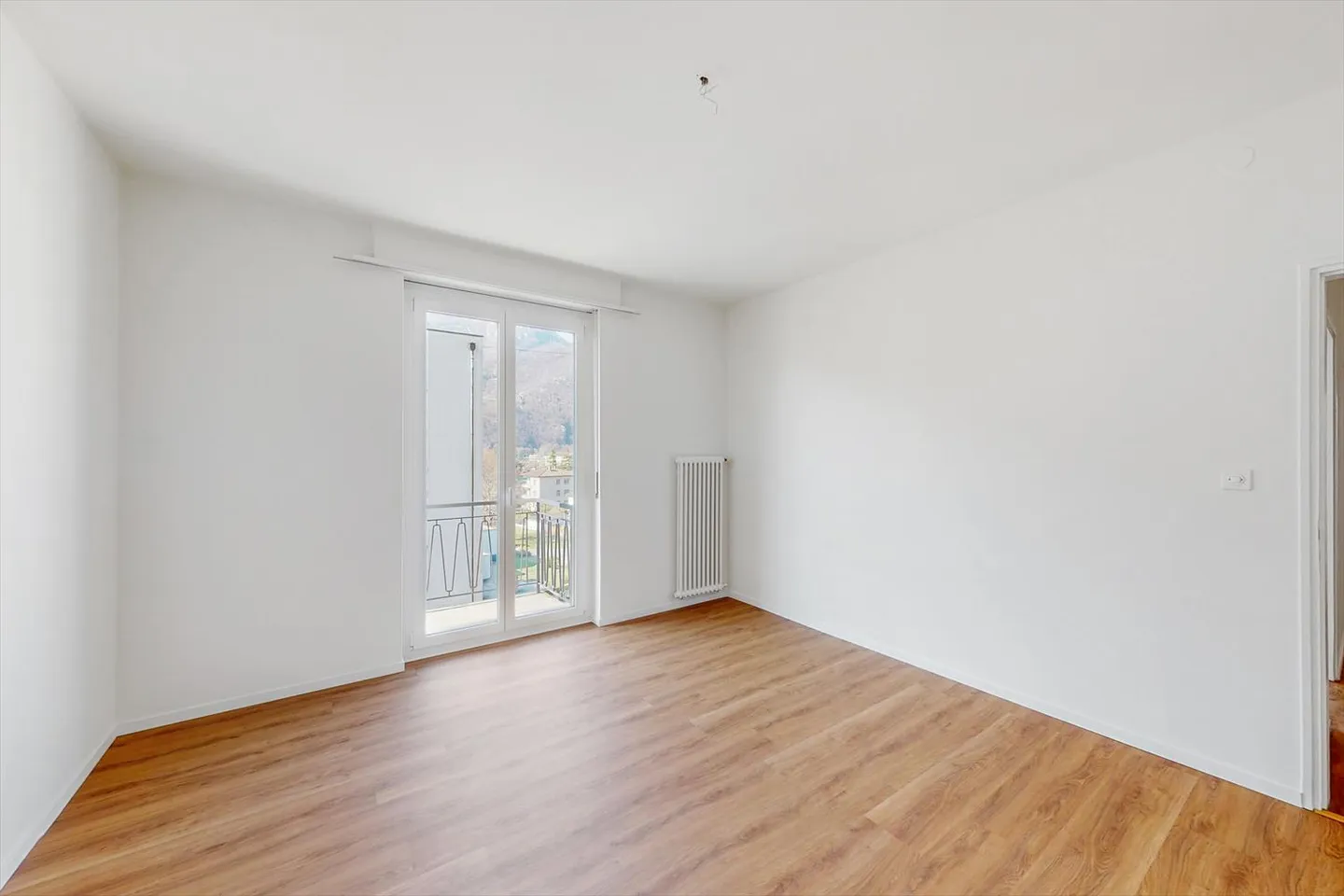 4,5 Lokale in einer günstigen und gut erschlossenen Zone - Foto 7 von 11
