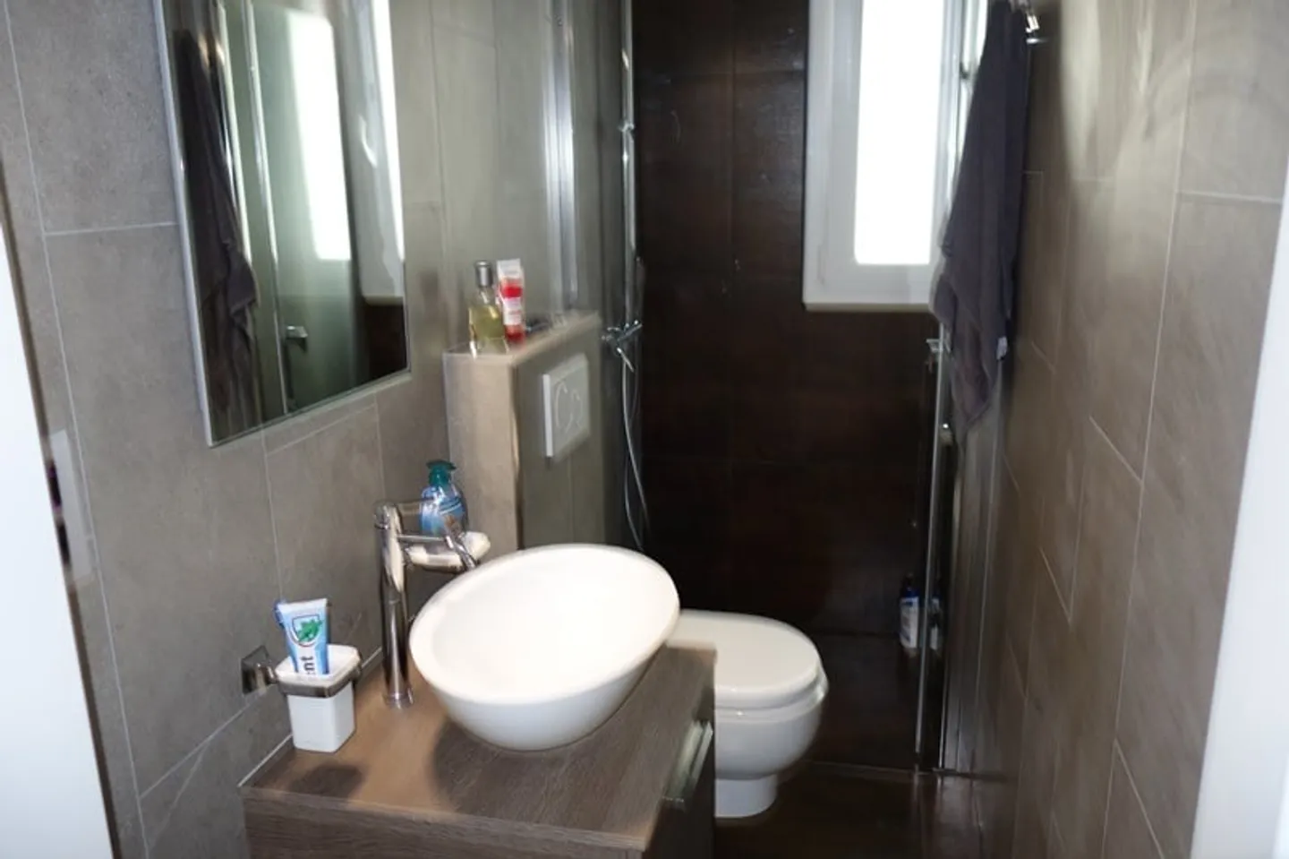 Schönes 4,5-Zimmer-Apartment in PPE, ideal gelegen und ruhig, zu einem sehr vernünftigen Preis verkauft - Foto 19 von 21