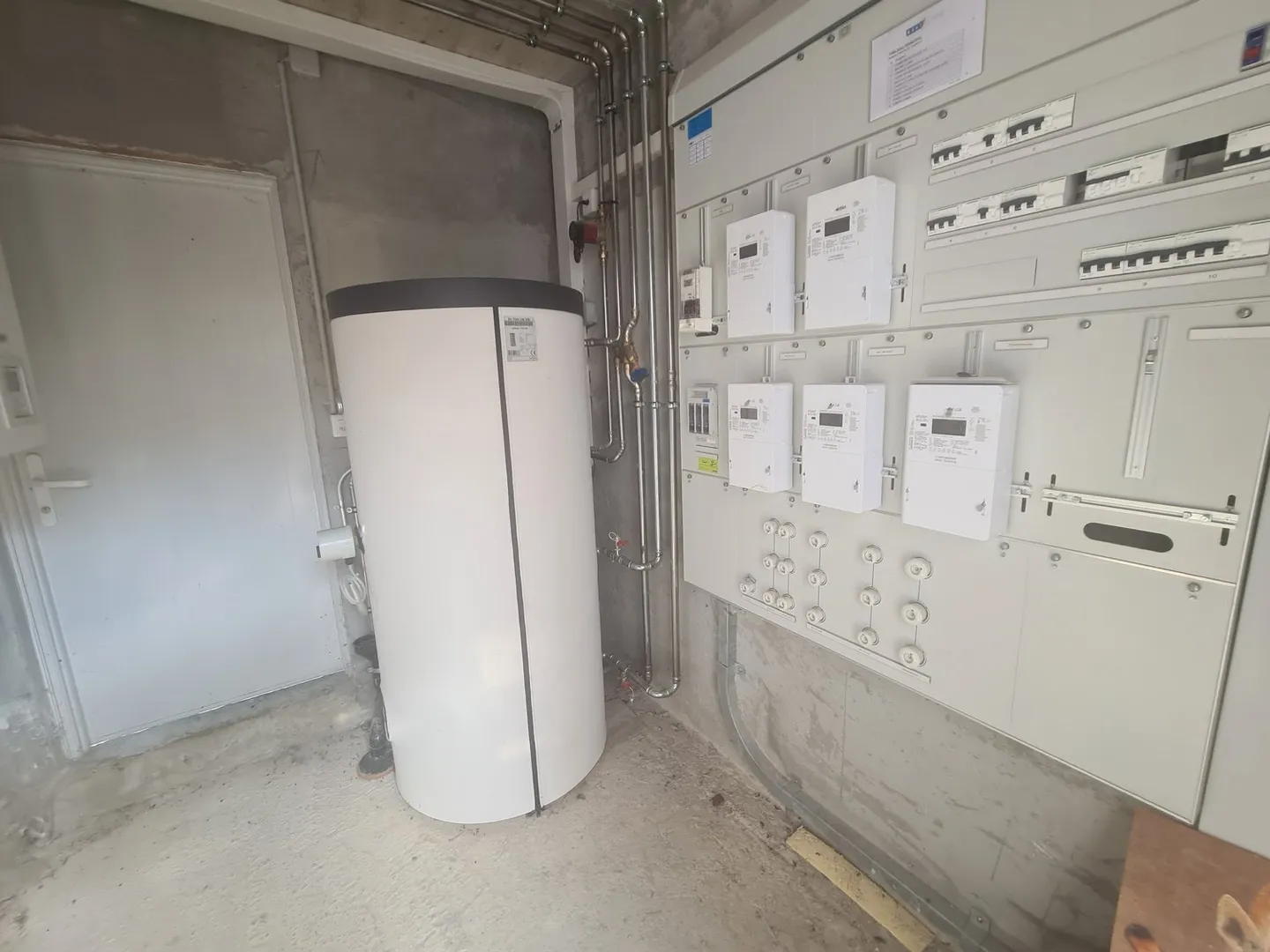 Schönes 4,5-Zimmer-Apartment in PPE, ideal gelegen und ruhig, zu einem sehr vernünftigen Preis verkauft - Foto 8 von 21