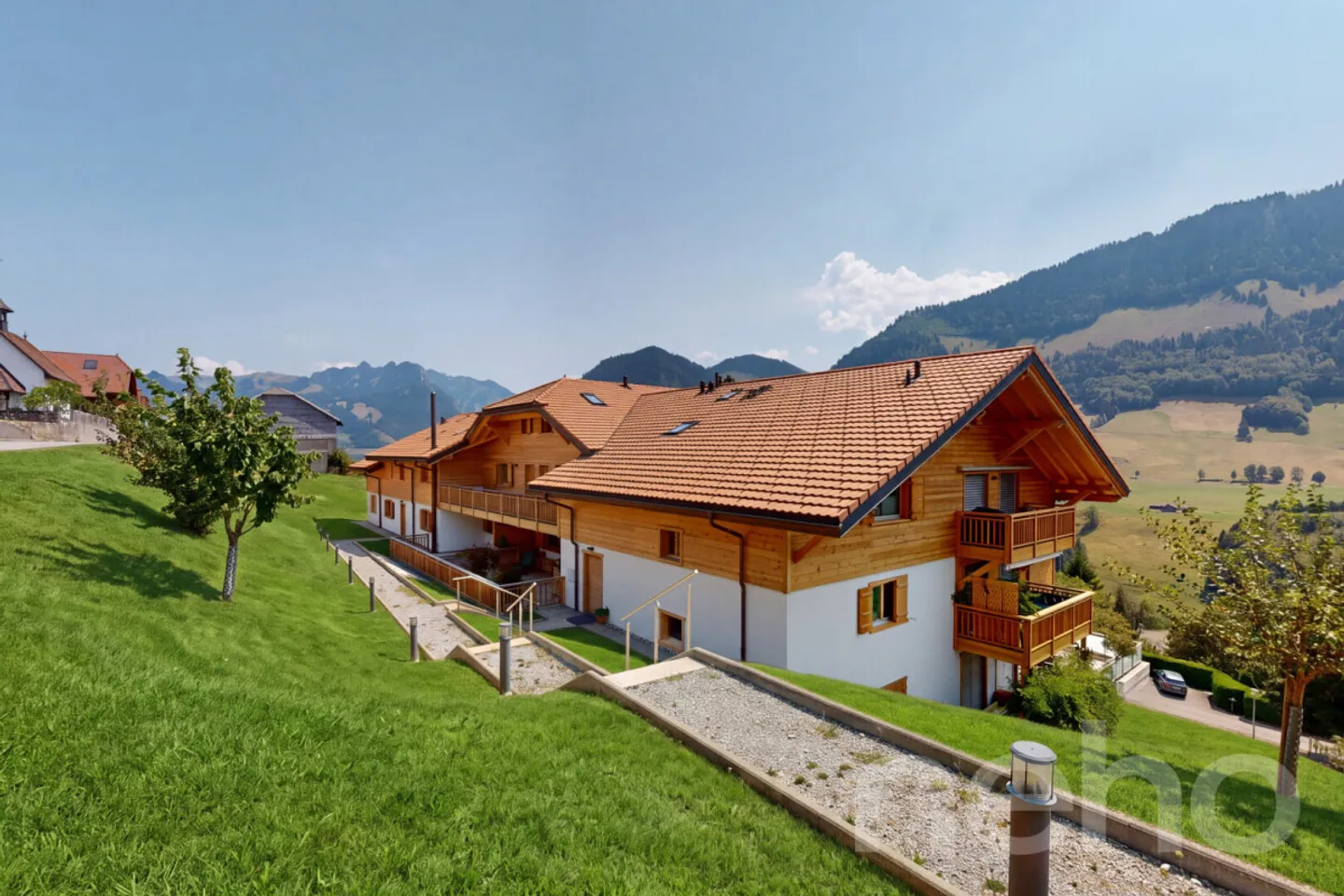 Appartamento in vendita - Foto 2 di 11