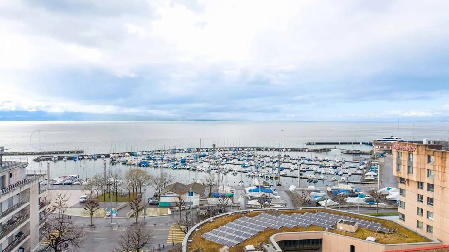 3.5-room luxury apartment with stunning views of Lake Geneva - Photo 13 of 13