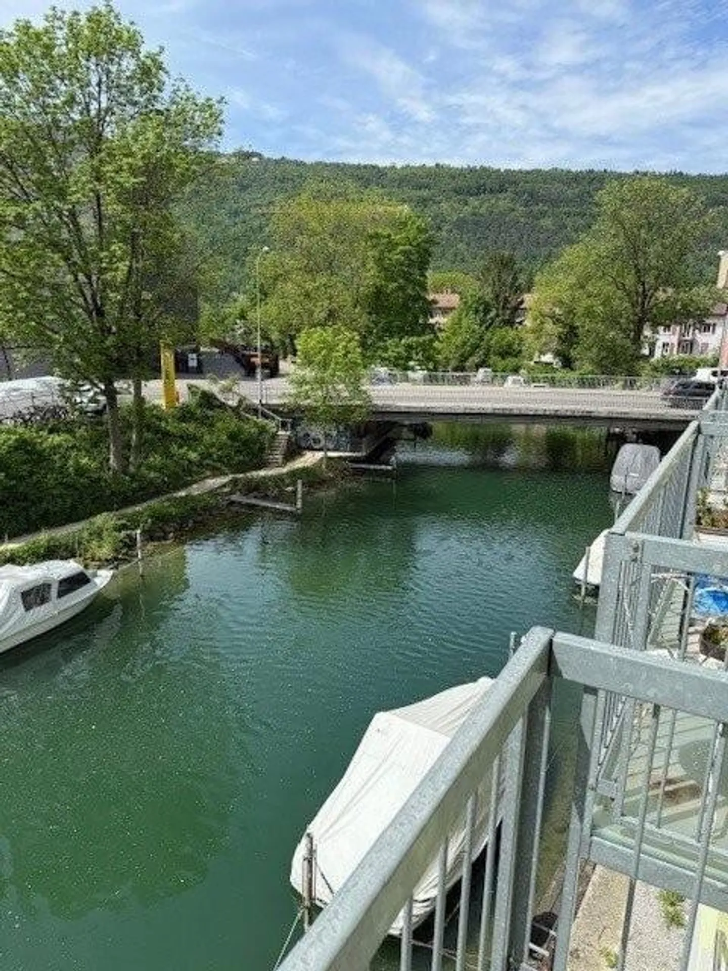 La tua storia di loft al canale Zihl - benvenuto a Nidau! - Foto 1 di 8
