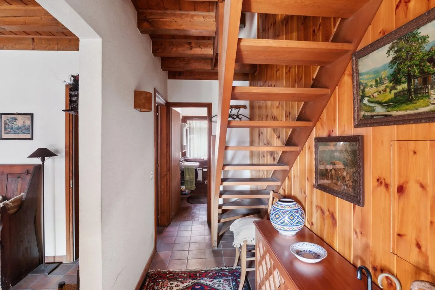 Charming Duplex Apartment - Photo 5 of 10
