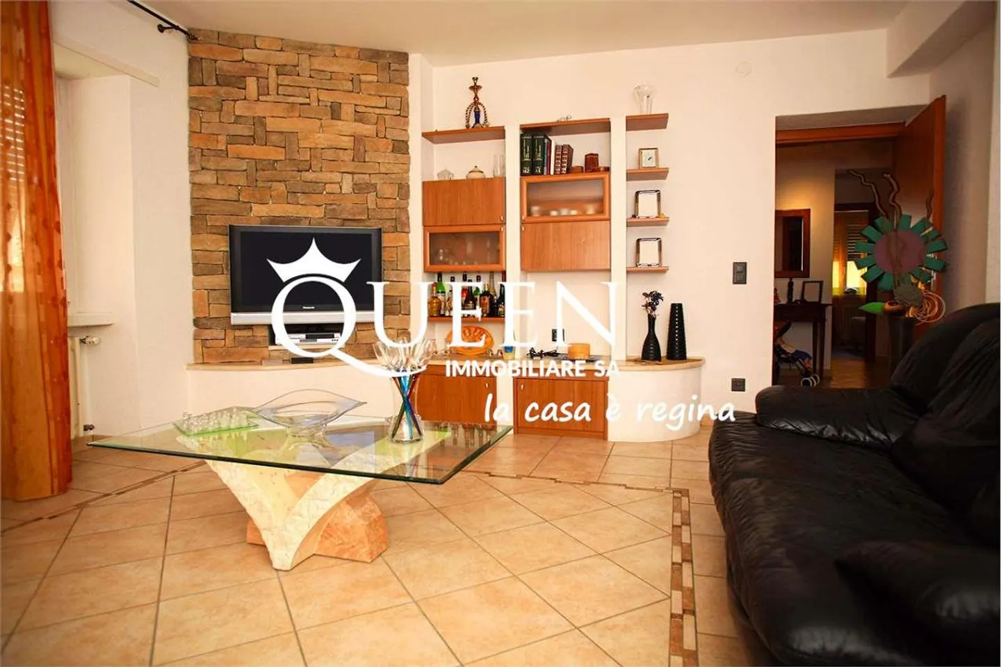 Stabio: 5-room apartment, 125 sqm, in the heart of the historic center - Photo 1 of 8