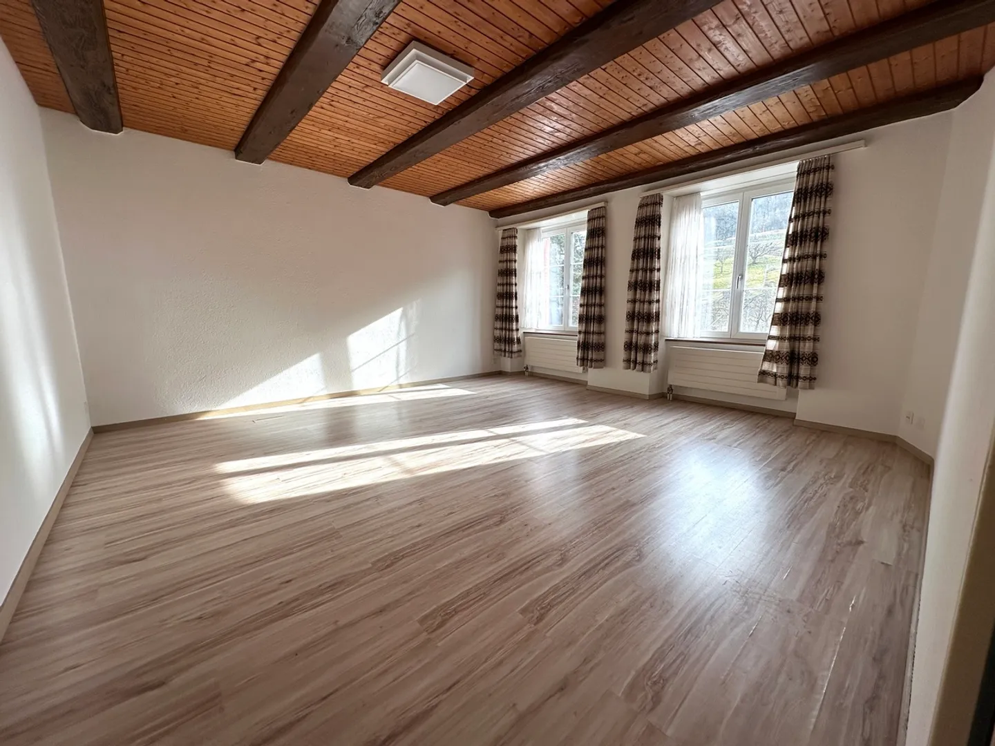 Incantevole, accogliente appartamento di 3,5 stanze al piano terra - Foto 1 di 12