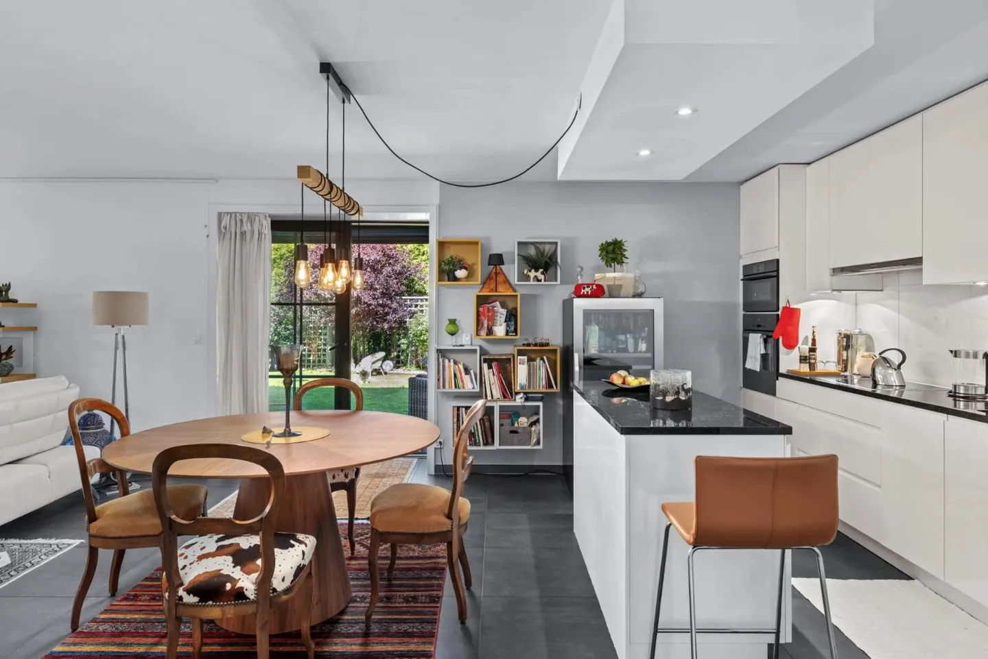 Charming Garden Apartment - Photo 2 of 13