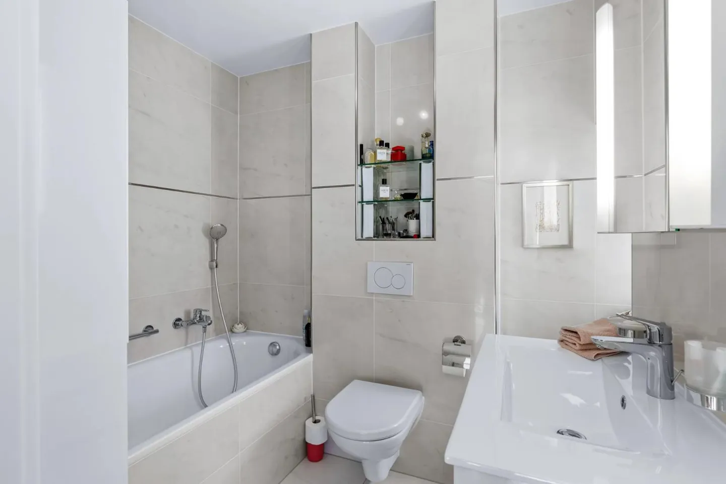 Charming Garden Apartment - Photo 12 of 13