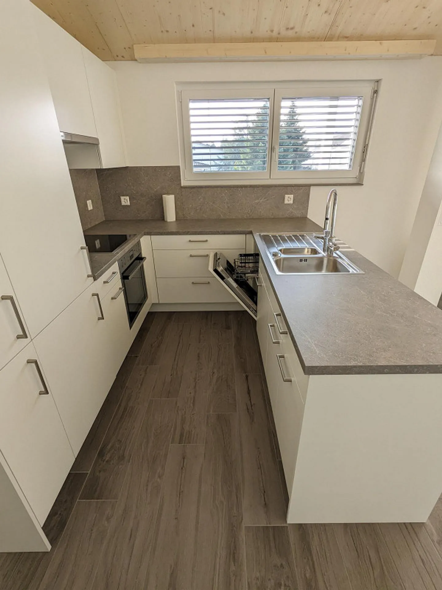 Attic New Build: Lots of Wood, Flexible Space Usage, Bright & Quiet - Photo 7 of 15