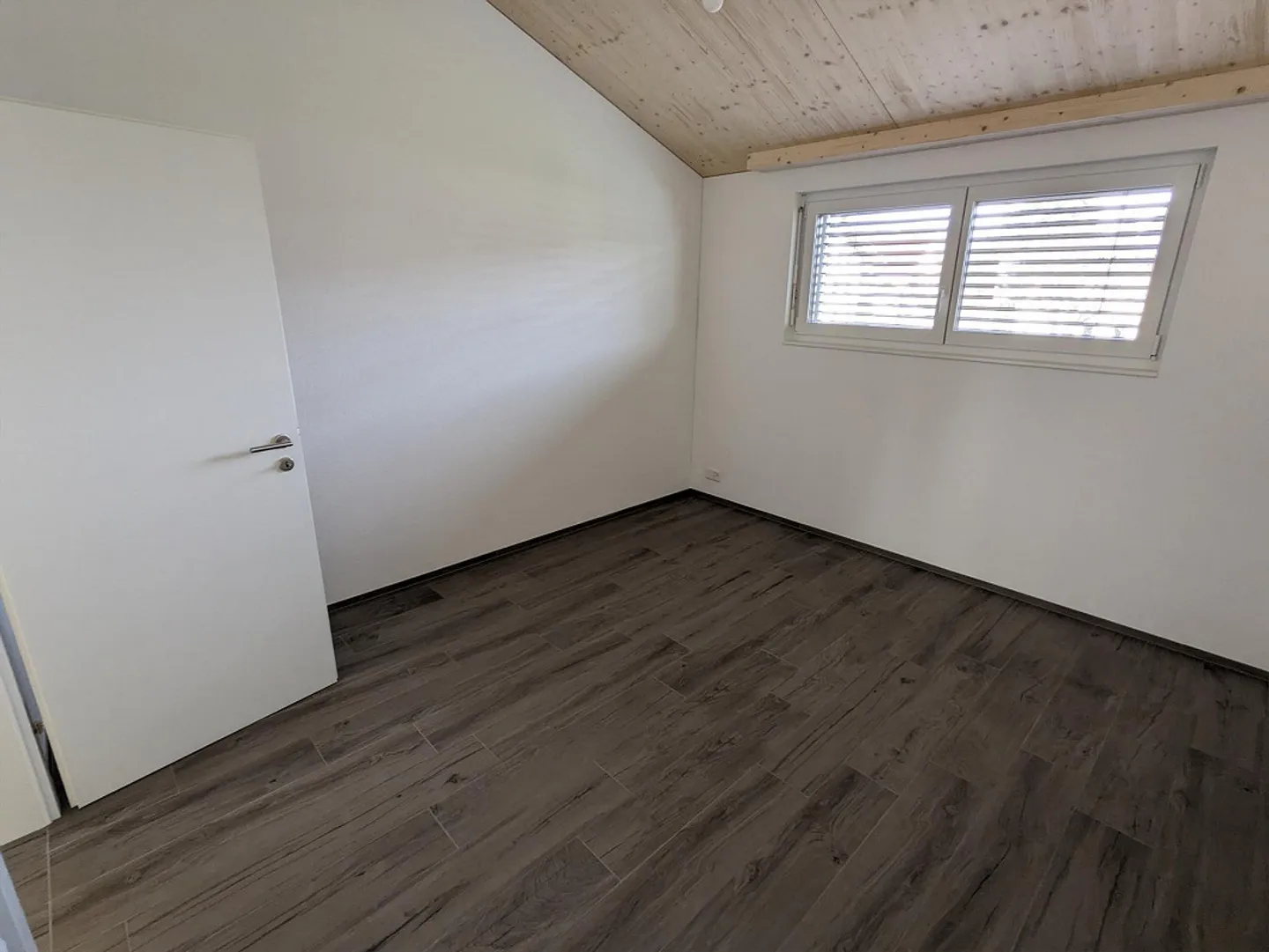 Attic New Build: Lots of Wood, Flexible Space Usage, Bright & Quiet - Photo 9 of 15