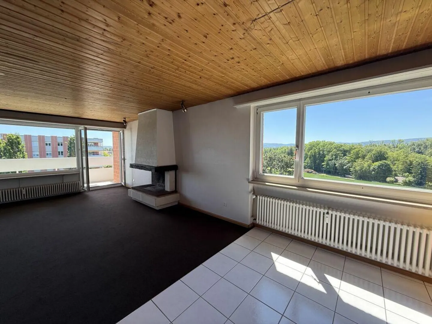 Geräumige Wohnung mit Aussicht - Foto 3 von 10