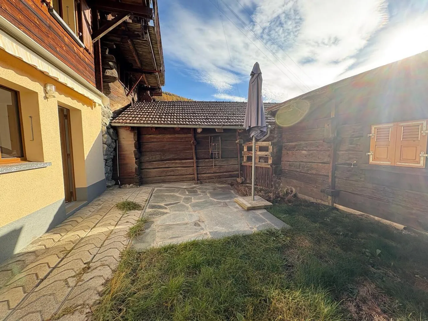 Charmant appartement en duplex de 4.5 pièces au rez-de-chaussée - Photo 10 sur 12