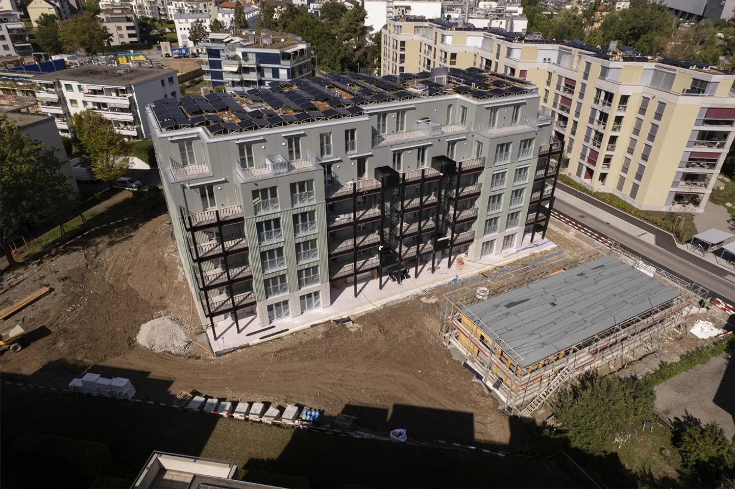 Nuovo - Moderno - La tua casa a Dübendorf - Foto 1 di 4