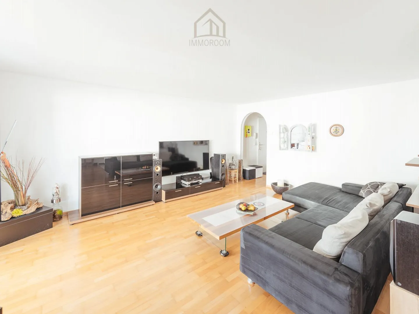 Moderne 3,5-Zimmer-Wohnung in ruhiger und familiärer Lage - Foto 3 von 16