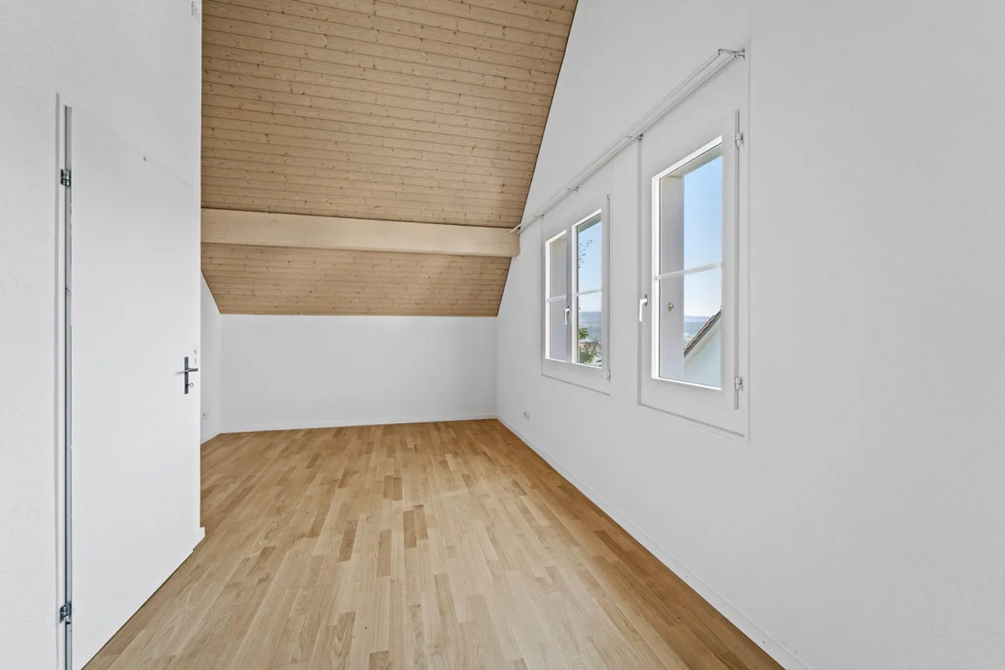 2.5-Roof Apartment for Rent in 8912 Obfelden - Photo 5 of 7