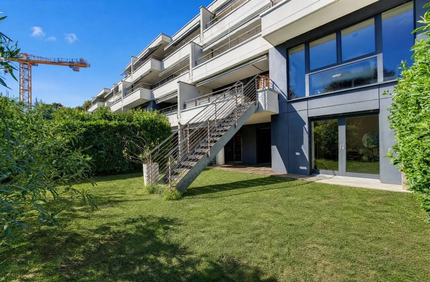 Duplex contemporain avec jardin - Photo 9 sur 10