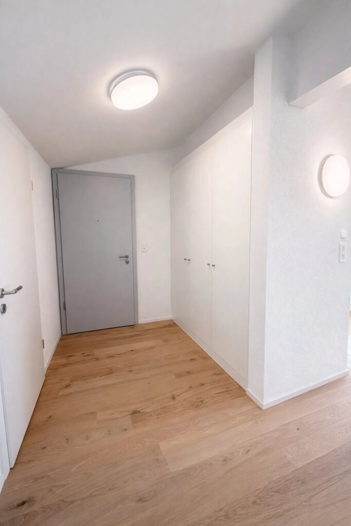 Incantevole appartamento 3.5, nuovo e idealmente situato - Foto 2 di 7