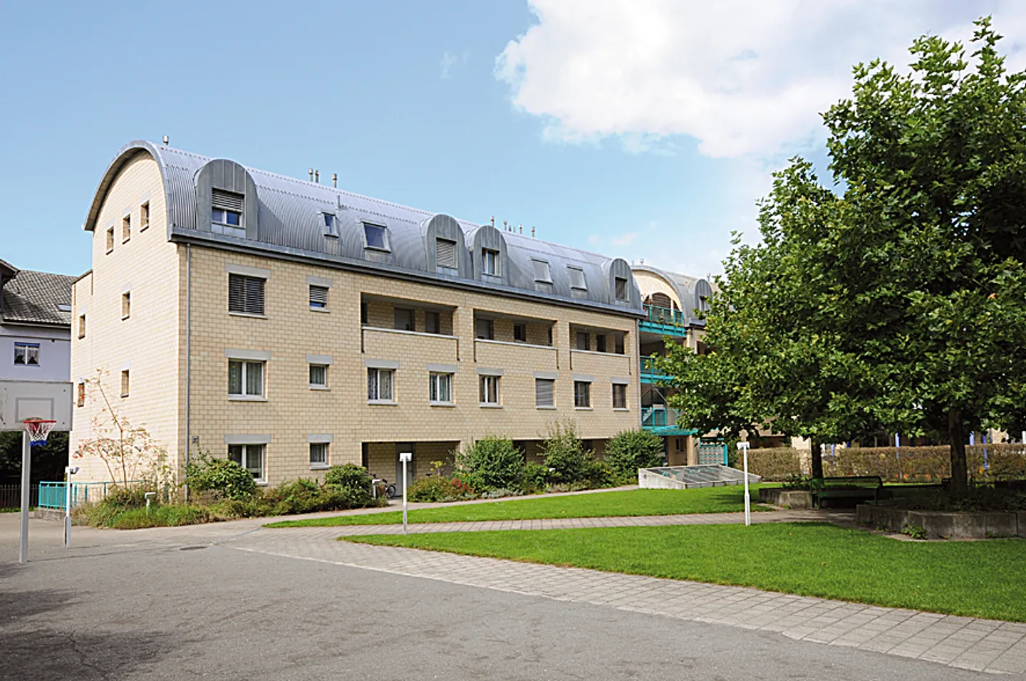 Appartement lumineux cherche nouveau résident ! Conclusion du contrat = 1 loyer net gratuit - Photo 3 sur 13
