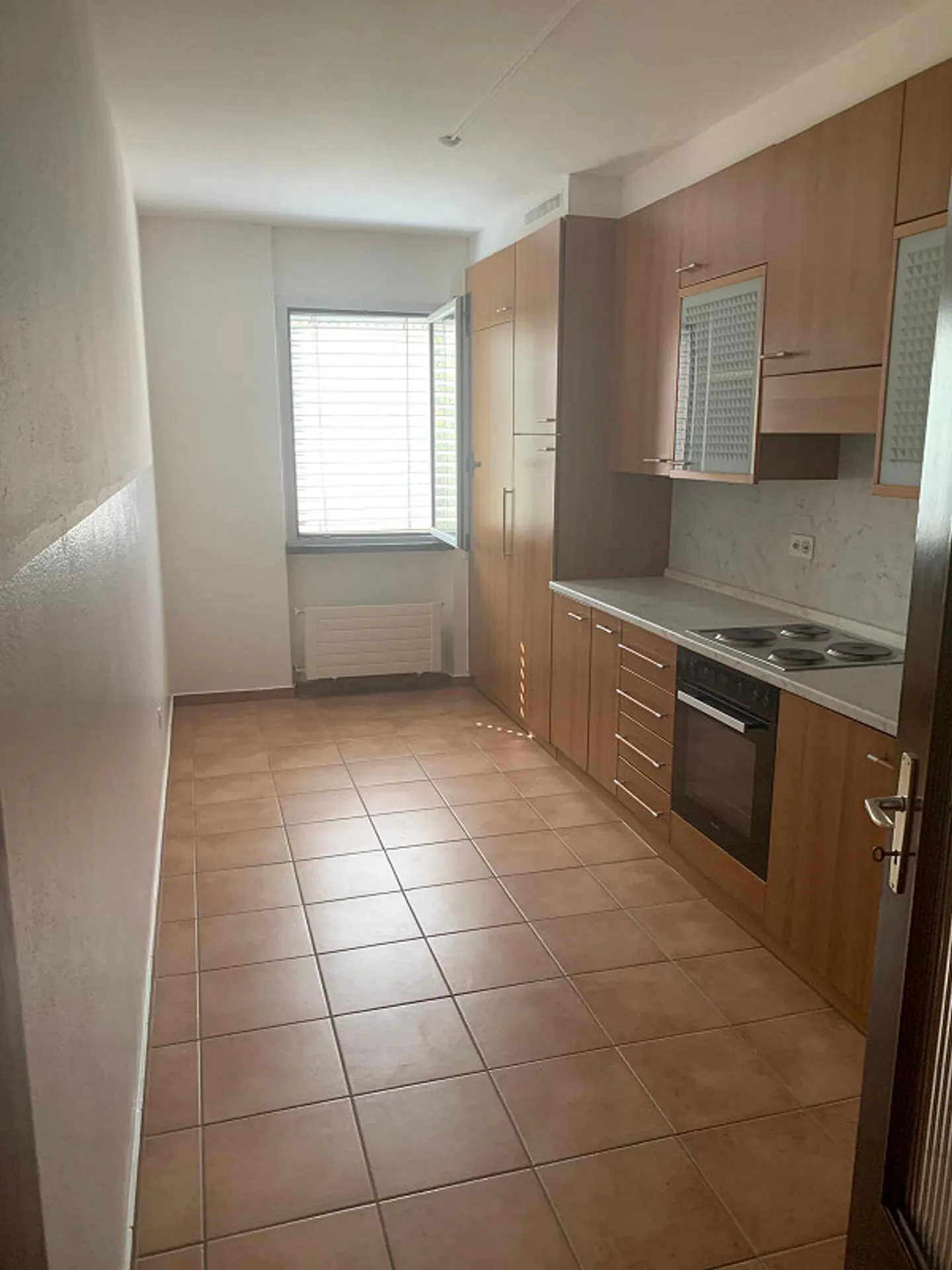 🌿 ZU VERMIETEN 3.5-ZIMMER-WOHNUNG IN VACALLO (6833) – CHF 1'250 - Foto 7 von 11