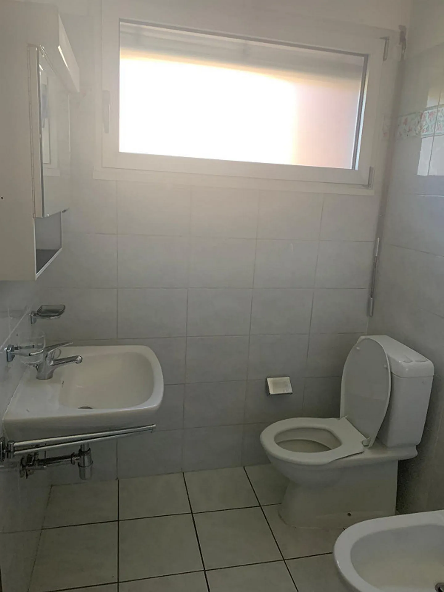 🌿 ZU VERMIETEN 3.5-ZIMMER-WOHNUNG IN VACALLO (6833) – CHF 1'250 - Foto 10 von 11