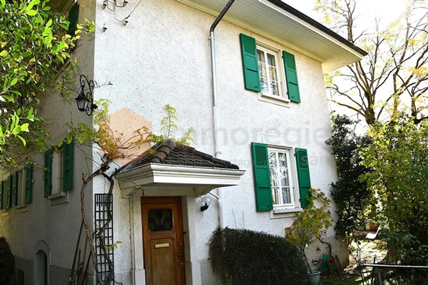 Elegante Villa aus den 1930er Jahren - Foto 3 von 17