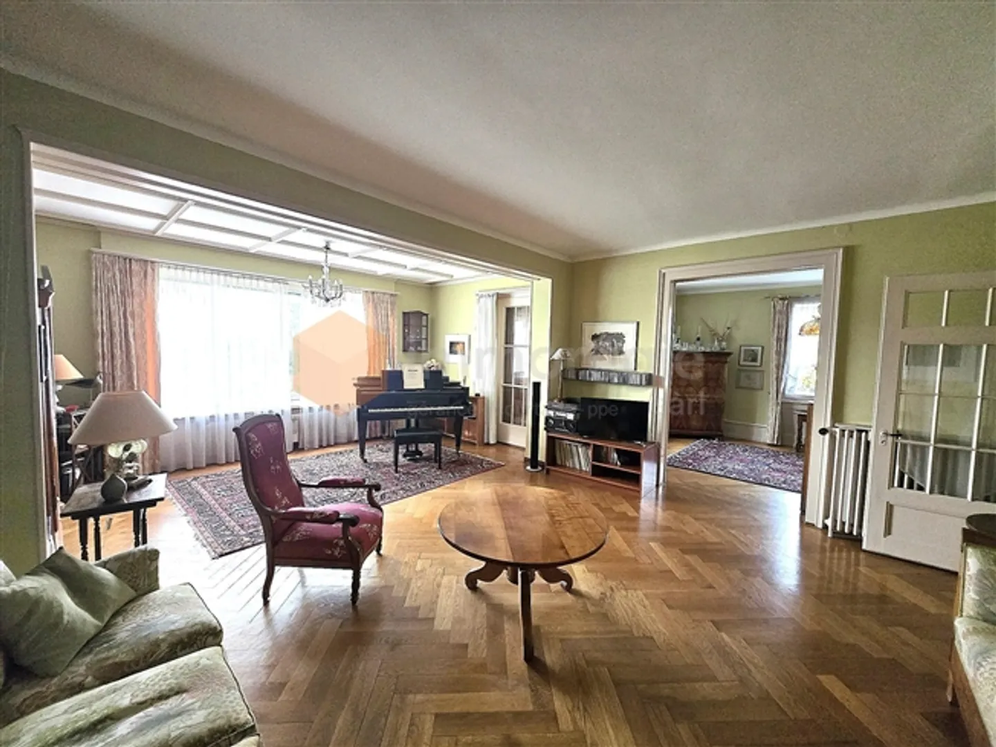 Elegante Villa aus den 1930er Jahren - Foto 6 von 17