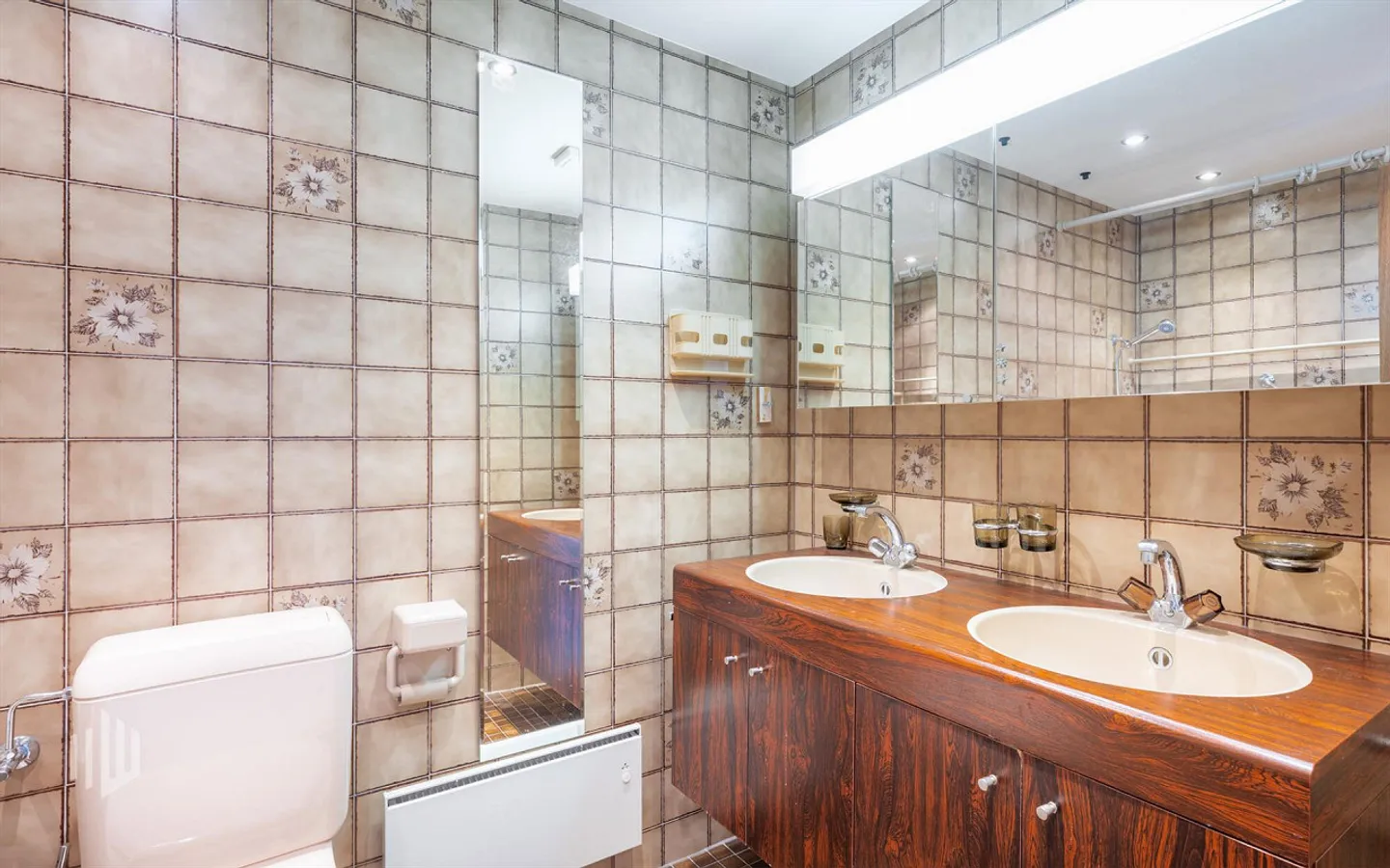 ImmoWyss - Una casa con cuore, giardino e vista sulle montagne a Steffisburg - Foto 11 di 13