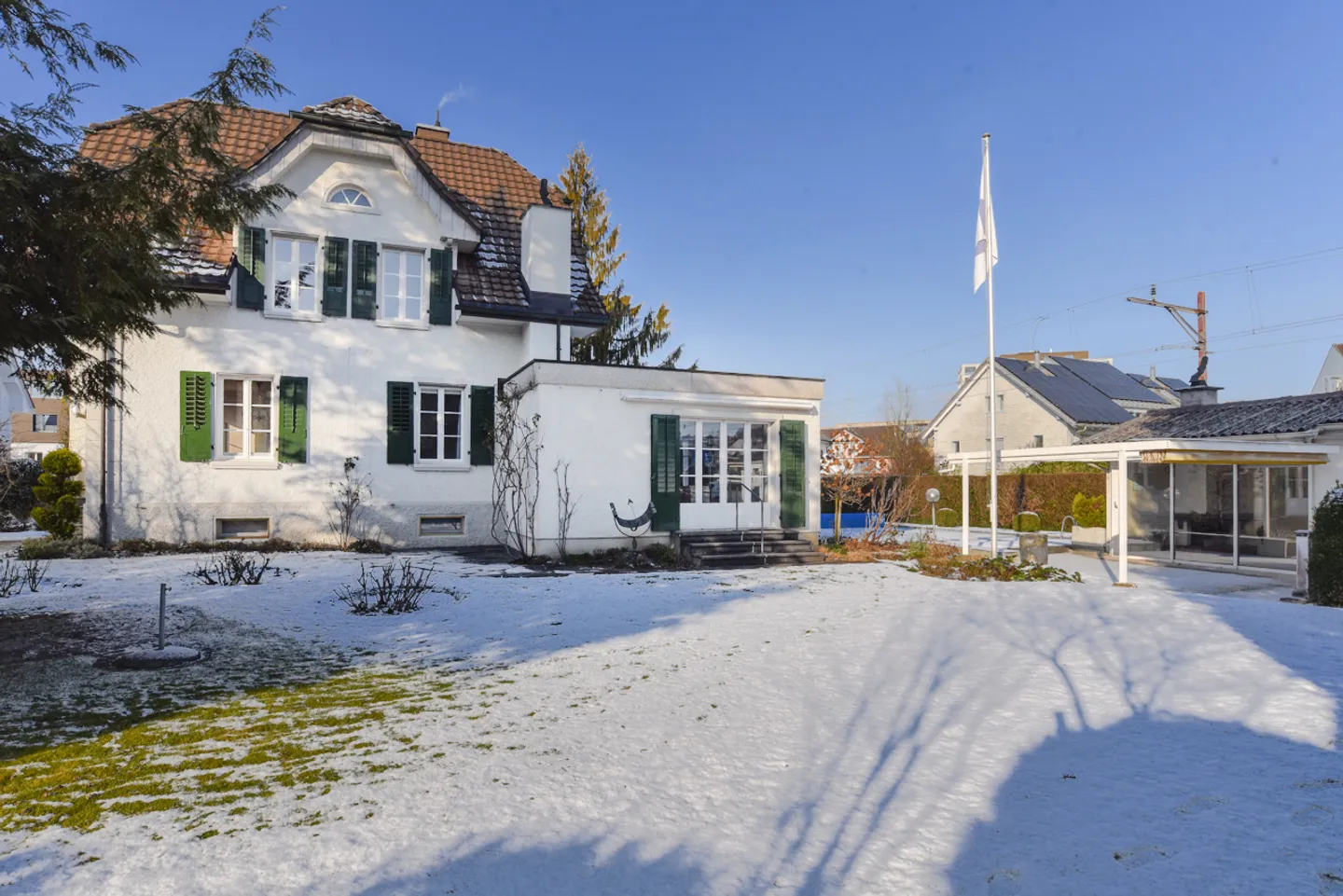 Occasion rare : Détaché et avec piscine dans un emplacement de choix - Photo 6 sur 8